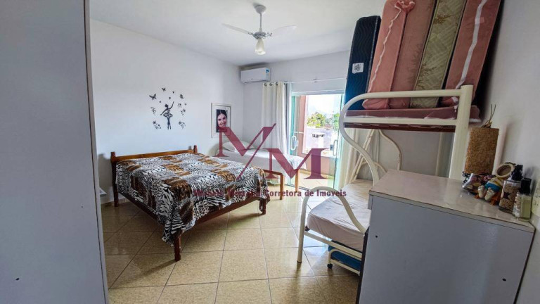 Imagem Sobrado com 6 Quartos à Venda, 600 m² em Riviera - Matinhos