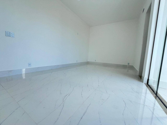 Imagem Casa com 4 Quartos à Venda, em Estação - São Pedro Da Aldeia Imagem Casa com 4 Quartos à Venda, em Estação - São Pedro Da Aldeia