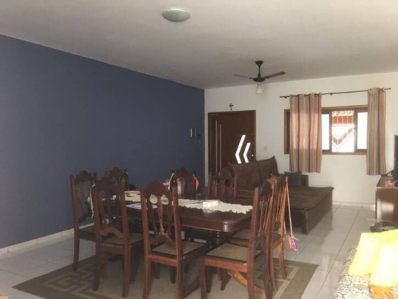 Imagem Sobrado com 3 Quartos à Venda, 165 m² em Jardim Maria Augusta - Taubaté Imagem Sobrado com 3 Quartos à Venda, 165 m² em Jardim Maria Augusta - Taubaté