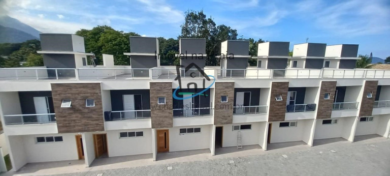 Casa com 3 Quartos à Venda, 191 m² em Massaguaçu - Caraguatatuba