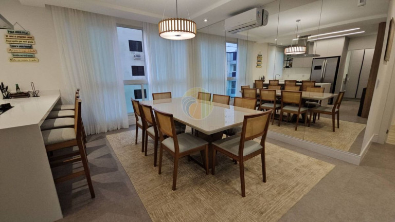Imagem Apartamento com 4 Quartos à Venda, 142 m² em Centro - Balneário Camboriú Imagem Apartamento com 4 Quartos à Venda, 142 m² em Centro - Balneário Camboriú