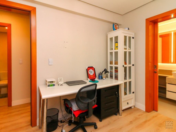 Imagem Apartamento com 2 Quartos à Venda, 130 m² em Tristeza - Porto Alegre