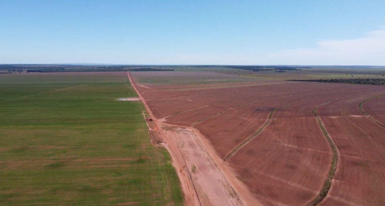 Imagem Fazenda à Venda, 8.100 m² em Rural - Chapadão Do Sul Imagem Fazenda à Venda, 8.100 m² em Rural - Chapadão Do Sul