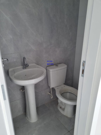 Sobrado com 3 Quartos à Venda, 82 m² em Cidade Industrial - Curitiba