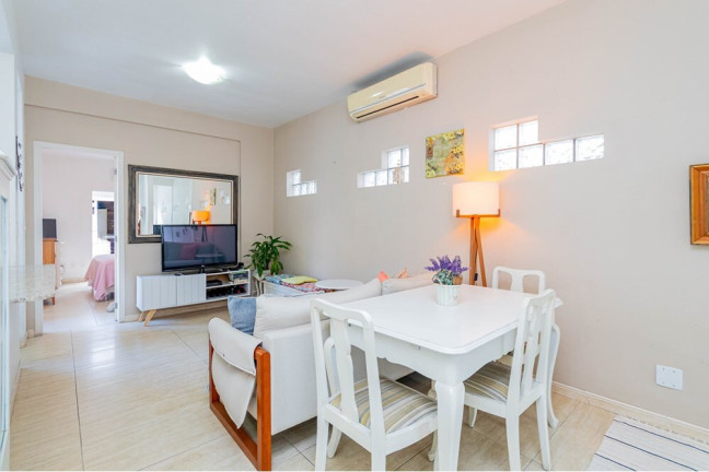 Imagem Casa com 3 Quartos à Venda, 255 m² em Petrópolis - Porto Alegre