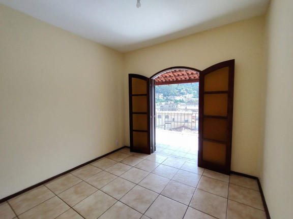 Imagem Casa com 3 Quartos à Venda, 90 m² em Barra Do Imbuí - Teresópolis
