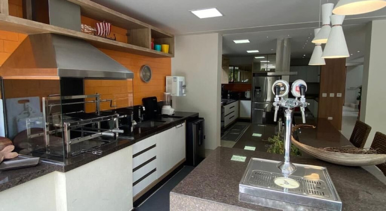 Imagem Casa com 8 Quartos à Venda, 485 m² em Riviera - Bertioga Imagem Casa com 8 Quartos à Venda, 485 m² em Riviera - Bertioga