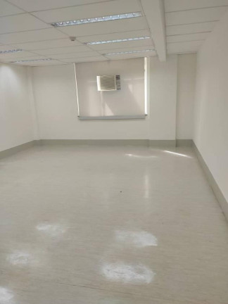 Imagem Sala Comercial à Venda, 135 m² em República - São Paulo Imagem Sala Comercial à Venda, 135 m² em República - São Paulo