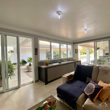 Imagem Imóvel com 3 Quartos à Venda, 370 m² em Jardim Maria Rosa - Araras