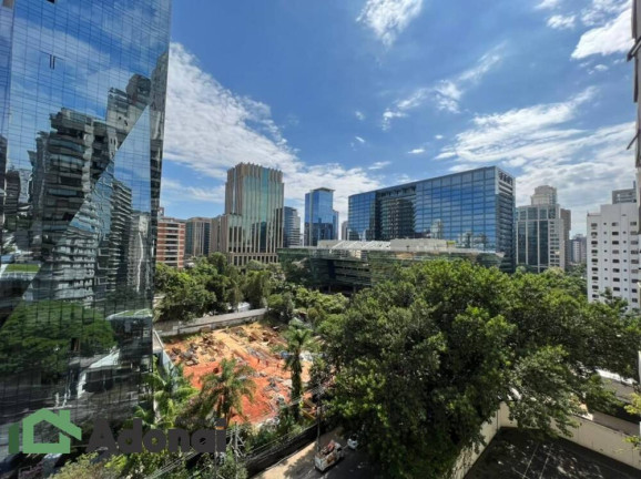 Imagem Apartamento com 3 Quartos à Venda, 220 m² em Itaim Bibi - São Paulo