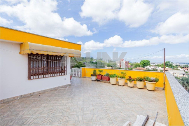 Imóvel com 2 Quartos à Venda, 203 m² em Nonoai - Porto Alegre
