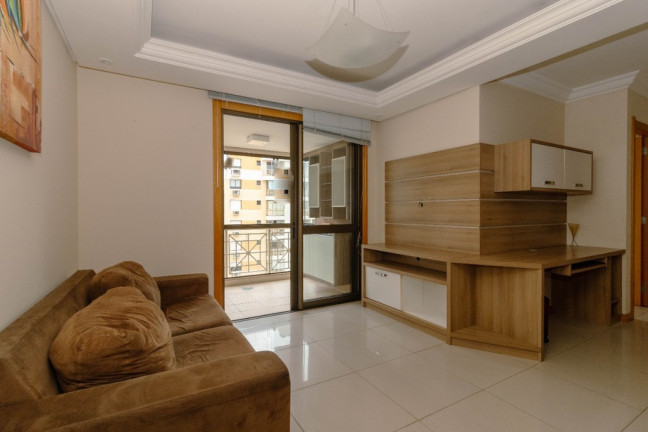 Imagem Imóvel com 3 Quartos à Venda, em Passo Da Areia - Porto Alegre Imagem Imóvel com 3 Quartos à Venda, em Passo Da Areia - Porto Alegre