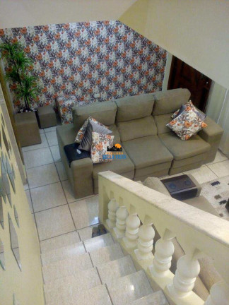Imagem Sobrado com 3 Quartos à Venda, em Vila São Jorge - Santos Imagem Sobrado com 3 Quartos à Venda, em Vila São Jorge - Santos