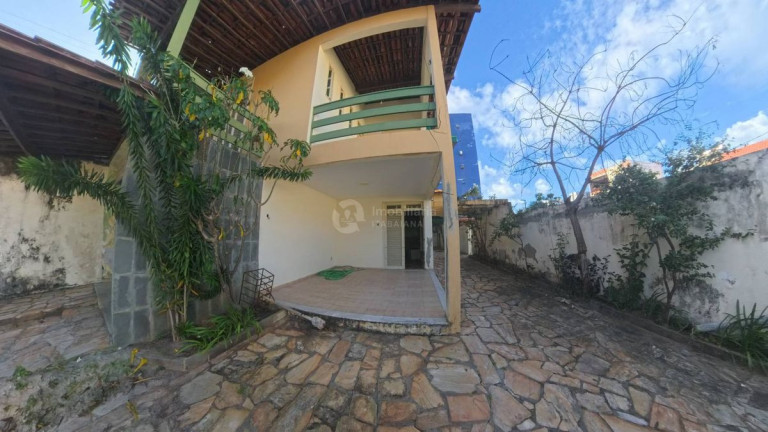 Imagem Casa com 5 Quartos à Venda, em Coroa Do Meio - Aracaju Imagem Casa com 5 Quartos à Venda, em Coroa Do Meio - Aracaju