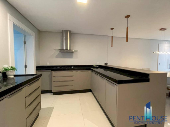 Imagem Apartamento com 3 Quartos à Venda, 136 m² em Centro - Balneário Camboriú Imagem Apartamento com 3 Quartos à Venda, 136 m² em Centro - Balneário Camboriú