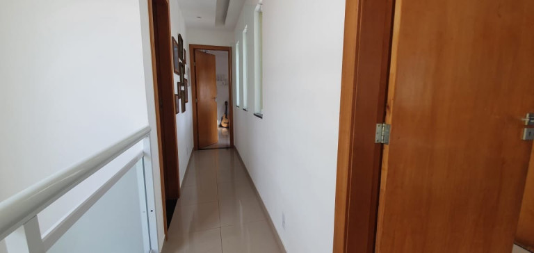 Imagem Casa com 3 Quartos à Venda, 180 m² em Piratininga - Niterói