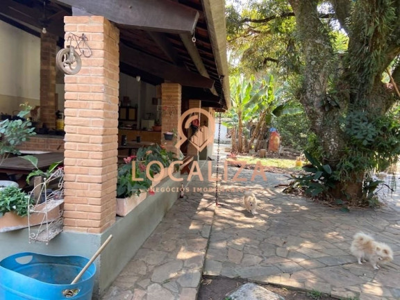 Chácara com 4 Quartos à Venda ou Locação, 350 m² em Chácaras São José - São José Dos Campos