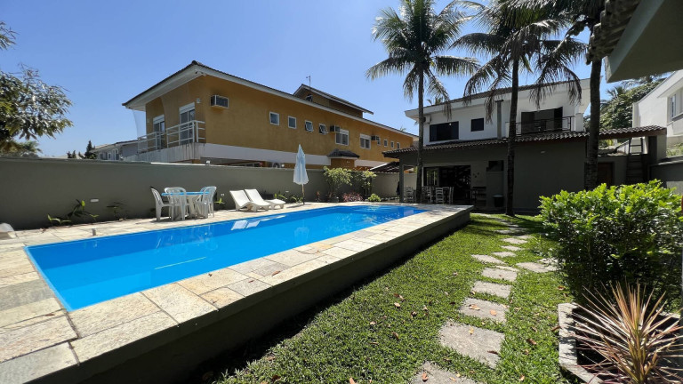 Imagem Casa com 5 Quartos à Venda, 300 m² em Riviera De São Lourenço - Bertioga Imagem Casa com 5 Quartos à Venda, 300 m² em Riviera De São Lourenço - Bertioga