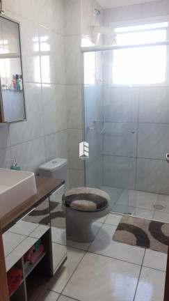 Imagem Apartamento com 2 Quartos à Venda, 72 m² em Duque De Caxias - Santa Maria