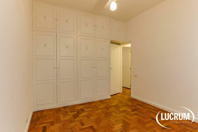 Imagem Apartamento com 3 Quartos à Venda, 110 m² em Lagoa - Rio De Janeiro Imagem Apartamento com 3 Quartos à Venda, 110 m² em Lagoa - Rio De Janeiro