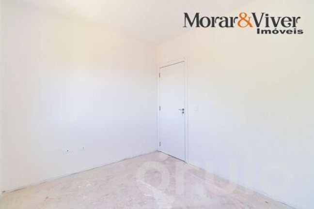 Imagem Sobrado com 3 Quartos à Venda, 102 m² em Uberaba - Curitiba