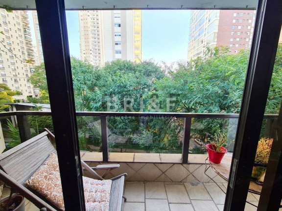 Imagem Apartamento com 3 Quartos à Venda, 200 m² em Campo Belo - São Paulo