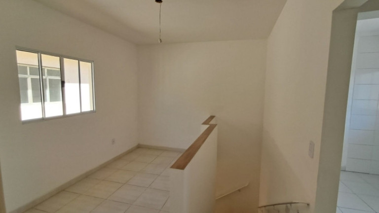 Casa com 2 Quartos à Venda, 51 m² em Cidade Naútica - São Vicente