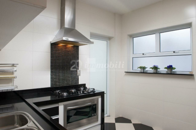 Imagem Apartamento com 2 Quartos à Venda, 200 m² em Higienopolis - São Paulo Imagem Apartamento com 2 Quartos à Venda, 200 m² em Higienopolis - São Paulo