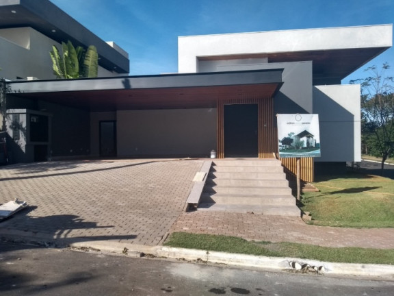 Imagem Casa com 4 Quartos à Venda, em Bauru Imagem Casa com 4 Quartos à Venda, em Bauru