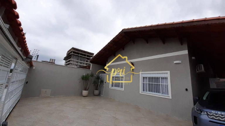 Imagem Casa com 7 Quartos à Venda, 355 m² em Flórida - Praia Grande Imagem Casa com 7 Quartos à Venda, 355 m² em Flórida - Praia Grande
