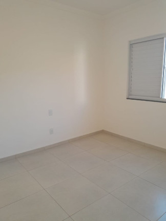 Imagem Imóvel com 2 Quartos à Venda, 50 m² em São Geraldo - Santa Luzia Imagem Imóvel com 2 Quartos à Venda, 50 m² em São Geraldo - Santa Luzia