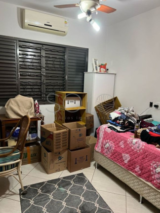 Imagem Sobrado com 4 Quartos à Venda, 350 m² em Centro - Araraquara Imagem Sobrado com 4 Quartos à Venda, 350 m² em Centro - Araraquara