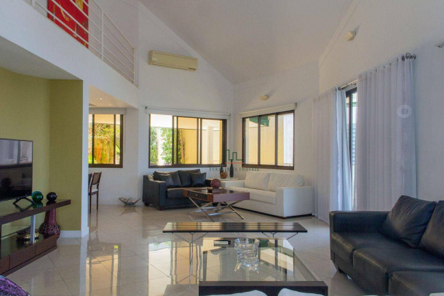 Casa com 4 Quartos à Venda, 493 m² em Charitas - Niterói