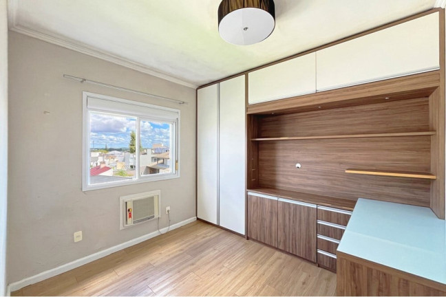 Imagem Casa com 4 Quartos à Venda, 197 m² Imagem Casa com 4 Quartos à Venda, 197 m²