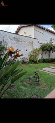 Imagem Casa com 3 Quartos à Venda, 480 m² em Indianópolis - São Paulo Imagem Casa com 3 Quartos à Venda, 480 m² em Indianópolis - São Paulo