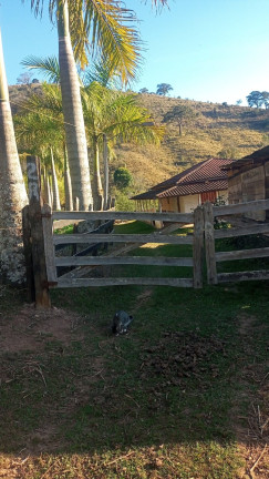Imagem Chácara com 3 Quartos à Venda, 100 m² em Mato Dentro - Virgínia Imagem Chácara com 3 Quartos à Venda, 100 m² em Mato Dentro - Virgínia