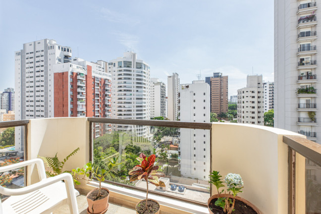 Imagem Apartamento com 4 Quartos à Venda, 185 m² em Moema - São Paulo Imagem Apartamento com 4 Quartos à Venda, 185 m² em Moema - São Paulo