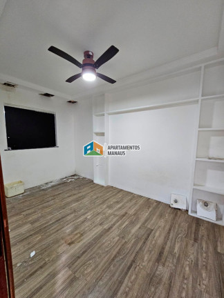 Imagem Casa com 3 Quartos à Venda, 437 m² em Flores - Manaus Imagem Casa com 3 Quartos à Venda, 437 m² em Flores - Manaus