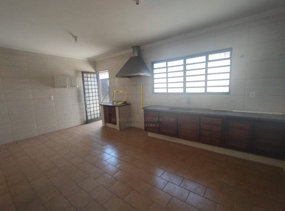 Imagem Casa com 4 Quartos à Venda, 400 m² em Vila Pinheiro Machado - Botucatu