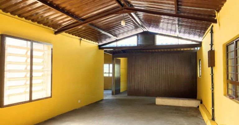 Imagem Imóvel com 4 Quartos à Venda, 300 m² em Vila élvio - Piedade