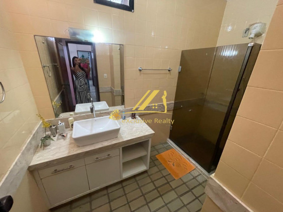 Imagem Imóvel com 4 Quartos à Venda, 350 m² em Candeal - Salvador Imagem Imóvel com 4 Quartos à Venda, 350 m² em Candeal - Salvador