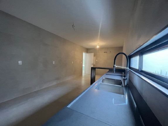 Imagem Casa de Condomínio com 5 Quartos à Venda, 319 m² em Barra Da Tijuca - Rio De Janeiro Imagem Casa de Condomínio com 5 Quartos à Venda, 319 m² em Barra Da Tijuca - Rio De Janeiro