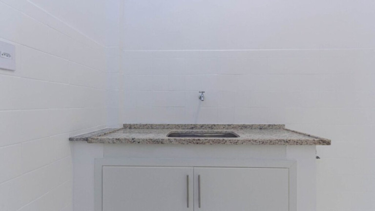 Imagem Imóvel com 1 Quarto à Venda, 46 m² em Humaitá - Rio De Janeiro