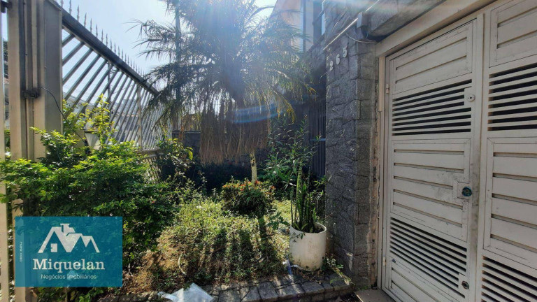 Imagem Casa com 3 Quartos à Venda, 240 m² em Tatuapé - São Paulo Imagem Casa com 3 Quartos à Venda, 240 m² em Tatuapé - São Paulo