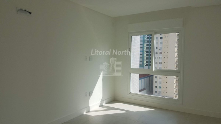 Imagem Apartamento com 3 Quartos à Venda, 137 m² em Centro - Balneário Camboriú Imagem Apartamento com 3 Quartos à Venda, 137 m² em Centro - Balneário Camboriú