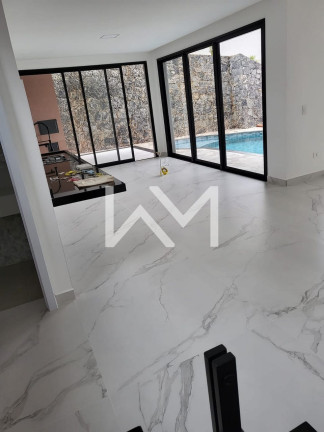 Imagem Casa com 3 Quartos à Venda, 355 m² em Caputera - Arujá Imagem Casa com 3 Quartos à Venda, 355 m² em Caputera - Arujá