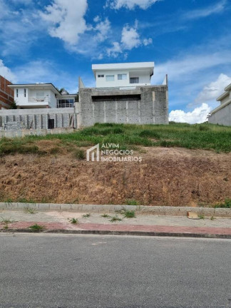 Terreno à Venda, 450 m² em Condomínio Residencial Jaguary - São José Dos Campos