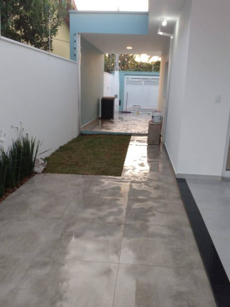 Imagem Casa com 3 Quartos à Venda, 402 m² em Santa Júlia - Itanhaém