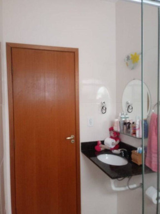Imagem Casa com 2 Quartos à Venda, 63 m² em Barreiro - Taubaté Imagem Casa com 2 Quartos à Venda, 63 m² em Barreiro - Taubaté