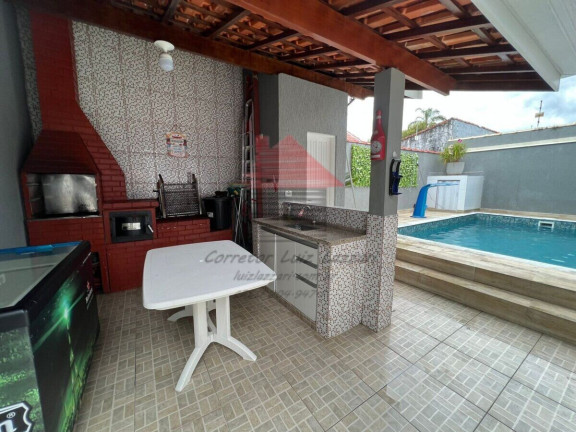 Imagem Casa com 3 Quartos à Venda, 240 m² em Jardim Imperador - Peruíbe